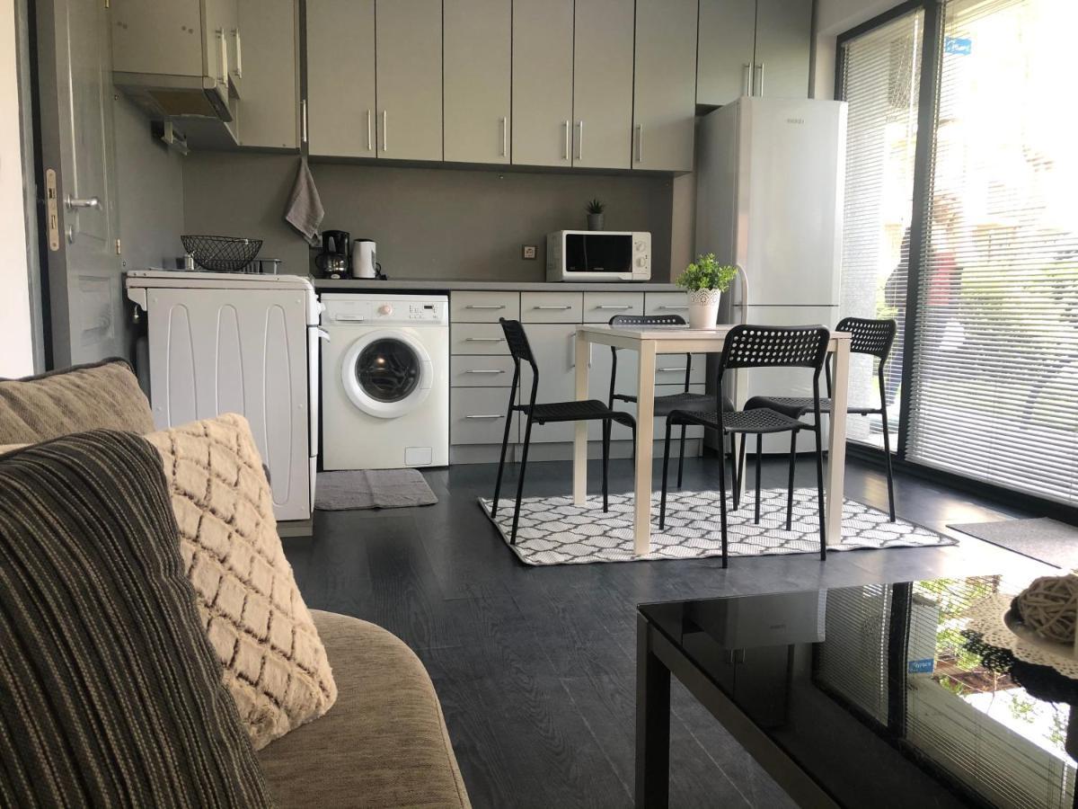 Sarafovo Beach Apartment Mit Terrasse Burgas Stad Buitenkant foto